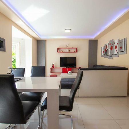 Jela Apartment 7 Pula Extérieur photo